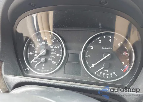 2010 BMW 328I xDrive z USA, uszkodzony, nr VIN WBAPK7C58AA458502